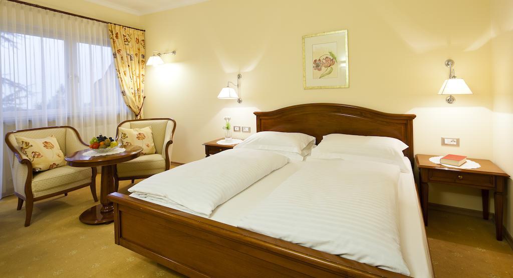 Hotel Aster Merano Kültér fotó
