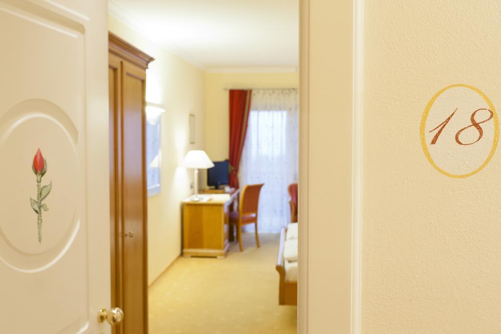 Hotel Aster Merano Kültér fotó